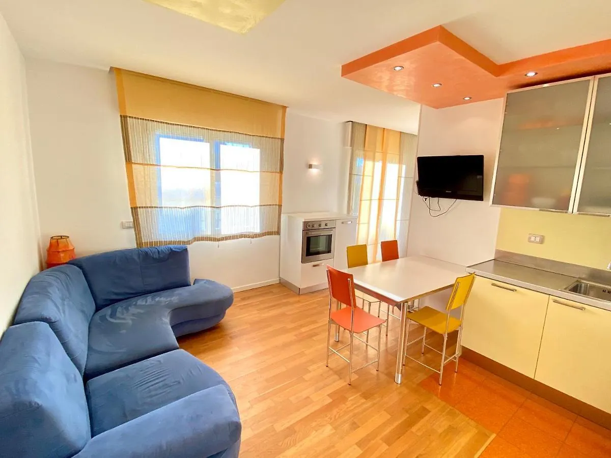 Appartamenti Cristina Carraro Immobiliare - Family Apartments Lido di Jesolo 0*,  Itália