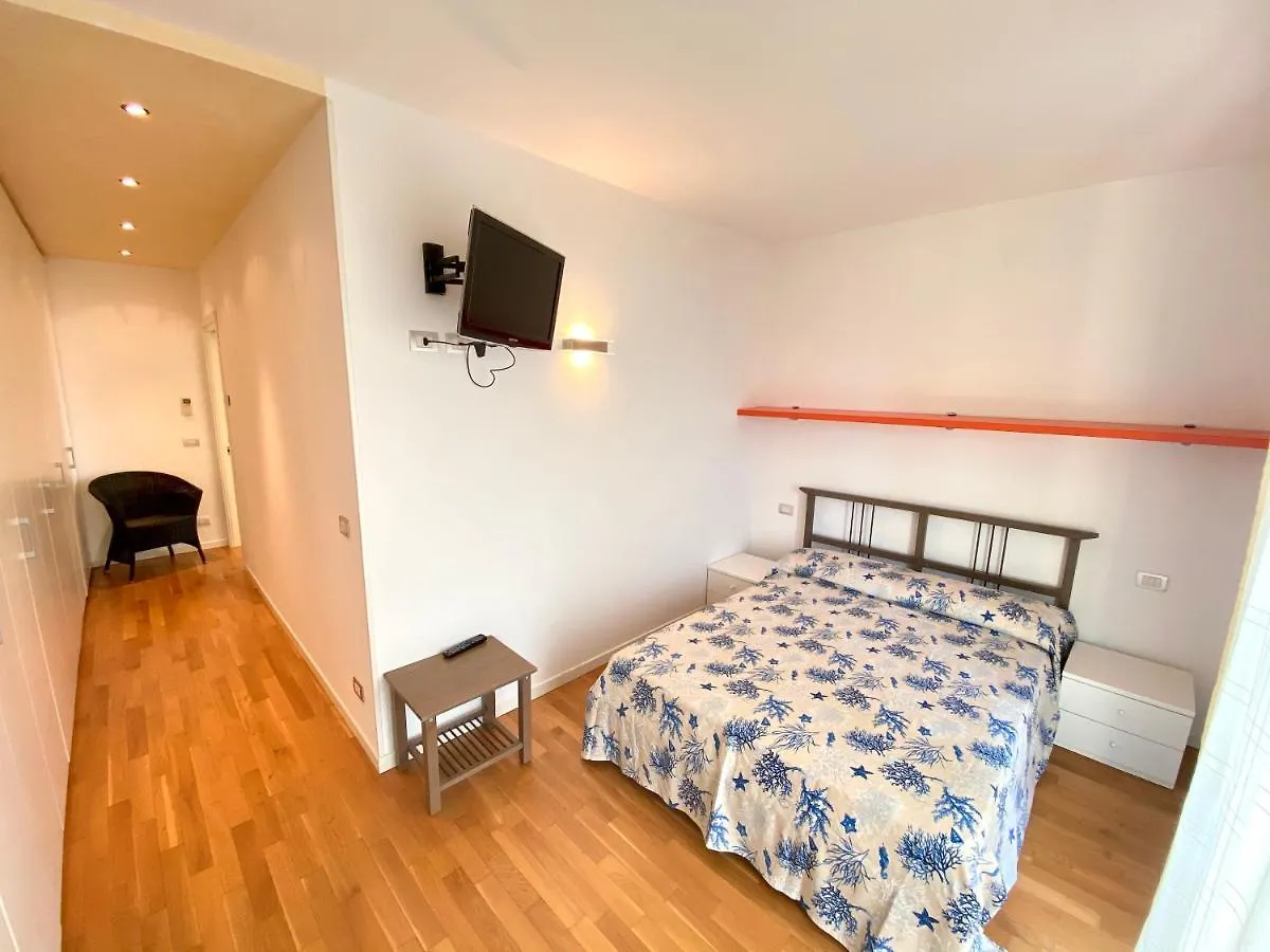 Appartamenti Cristina Carraro Immobiliare - Family Apartments Lido di Jesolo